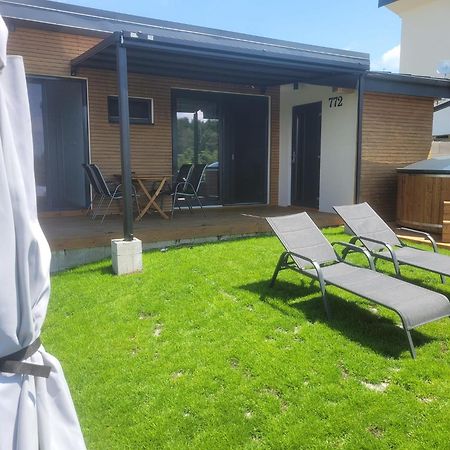 Apartman Cassovia Holcikovce Luaran gambar