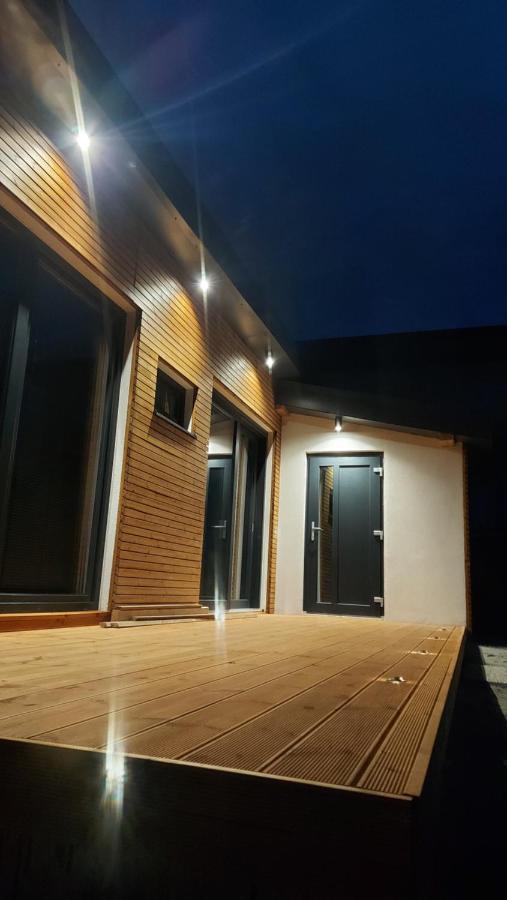 Apartman Cassovia Holcikovce Luaran gambar