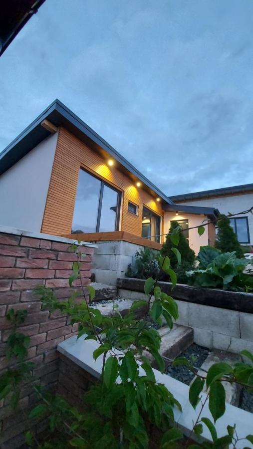 Apartman Cassovia Holcikovce Luaran gambar