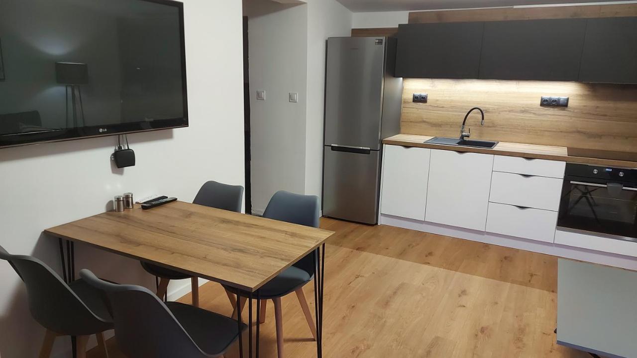 Apartman Cassovia Holcikovce Luaran gambar