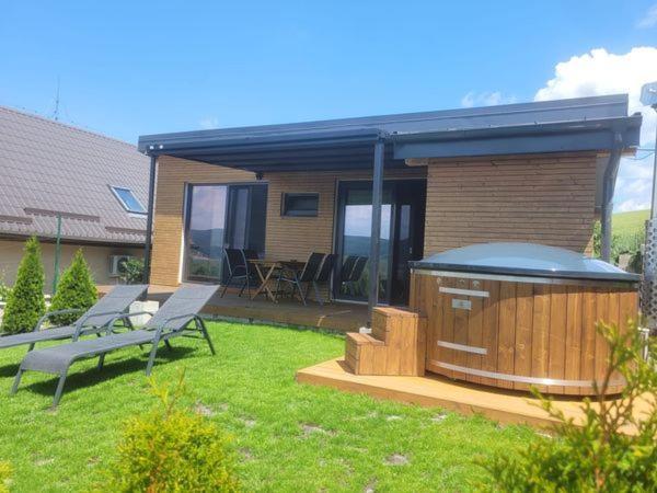Apartman Cassovia Holcikovce Luaran gambar
